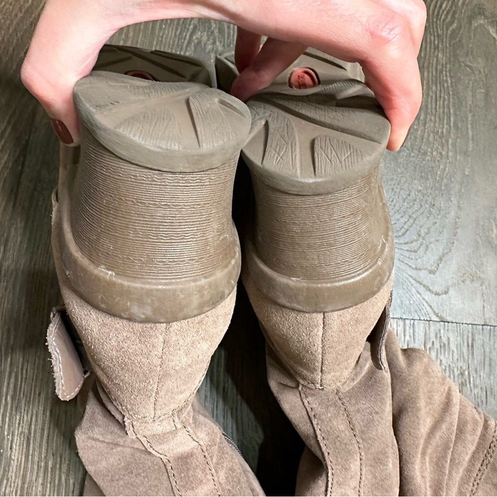 Naturalizer Nina Taupe Suede Faux Shearling Lined Wedge Slouchy Boots Size 9 - Picture 5 of 8